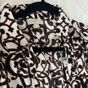 LOFT Black and White Geometric Dress knee lengh Shirt Dress Never worn